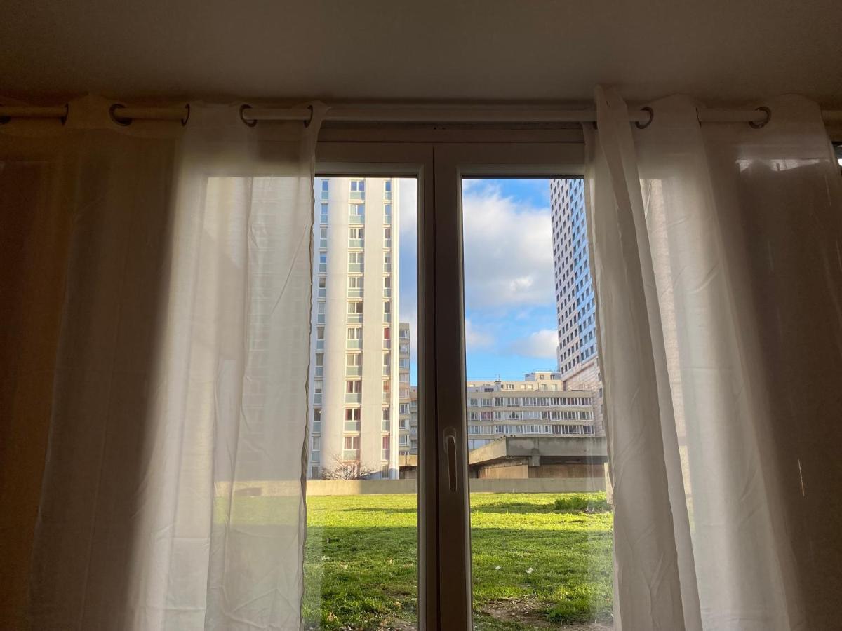 Luxsuite Aubervilliers Esterno foto
